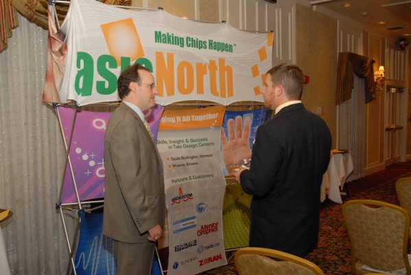 5x5x5 2012 michael slattery chatting at disply-asicnorth honored in the service category.jpg